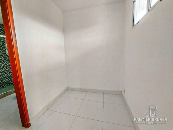 Imagem Casa com 4 Quartos à Venda, 216 m² em Albuquerque - Teresópolis Imagem Casa com 4 Quartos à Venda, 216 m² em Albuquerque - Teresópolis