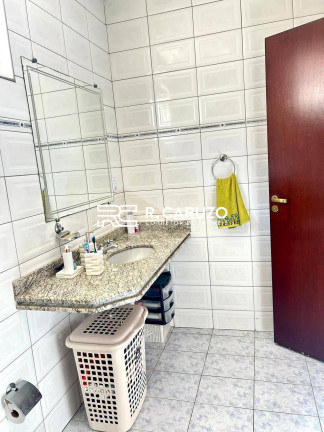 Imagem Casa com 3 Quartos à Venda, 247 m² em Jardim Residencial Dona Santina Paroli Peccinini - Limeira Imagem Casa com 3 Quartos à Venda, 247 m² em Jardim Residencial Dona Santina Paroli Peccinini - Limeira