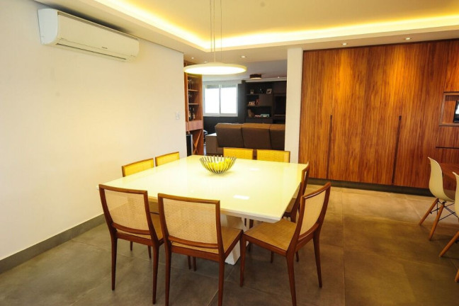 Imagem Apartamento com 4 Quartos à Venda,  em Sumaré - São Paulo