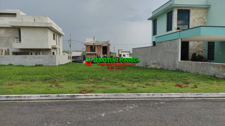 Terreno em Condomínio à Venda, 250 m² em Bairro Da Floresta - São José Dos Campos