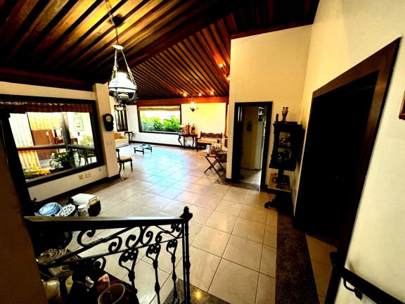 Casa com 4 Quartos à Venda, 261 m² em Candeal - Salvador