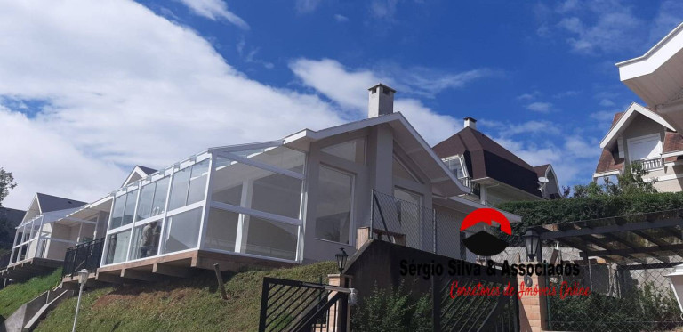 Imagem Casa com 3 Quartos à Venda, em Campos Do Jordão Imagem Casa com 3 Quartos à Venda, em Campos Do Jordão