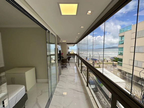 Imagem Apartamento com 3 Quartos para Temporada, 100 m² em Meia Praia - Itapema Imagem Apartamento com 3 Quartos para Temporada, 100 m² em Meia Praia - Itapema