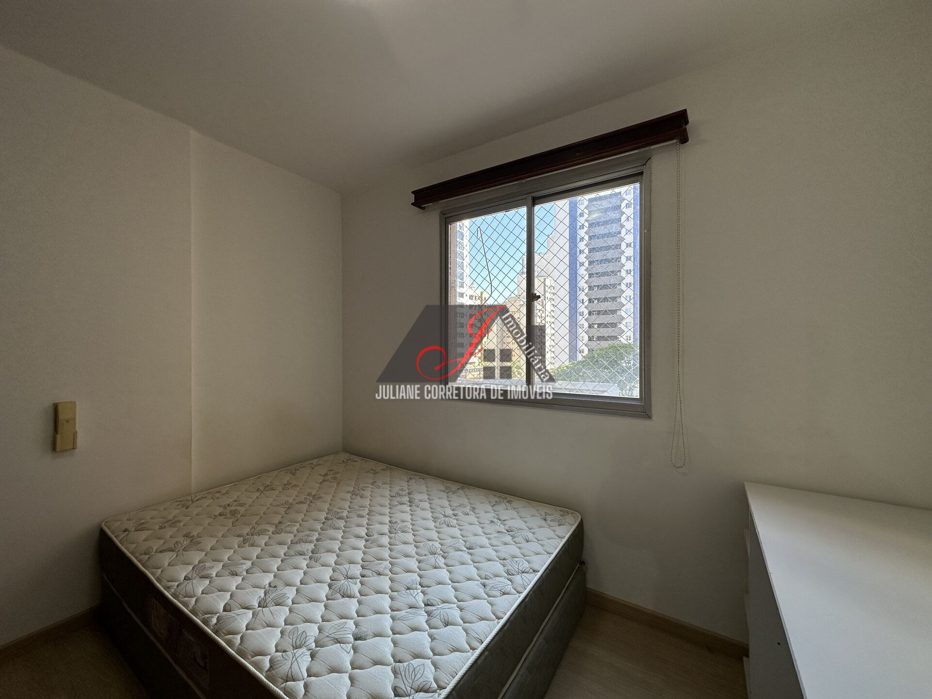 Imagem Apartamento com 1 Quarto à Venda, 39 m² em Bigorrilho - Curitiba
