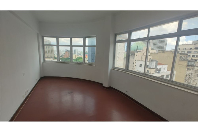 Sala Comercial à Venda, 20 m² em Sé - São Paulo