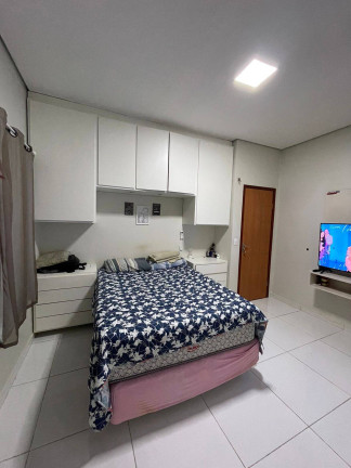 Imagem Casa com 3 Quartos à Venda, em Ponta Negra - Manaus Imagem Casa com 3 Quartos à Venda, em Ponta Negra - Manaus