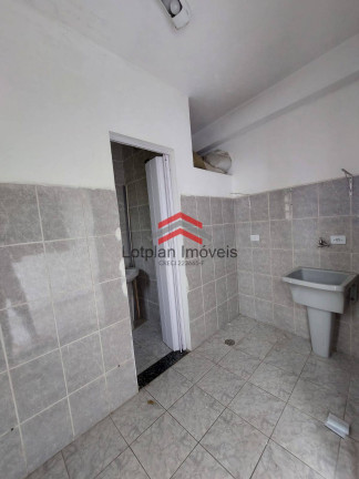 Imagem Casa com 2 Quartos para Alugar,  em Jardim Guairaca - São Paulo