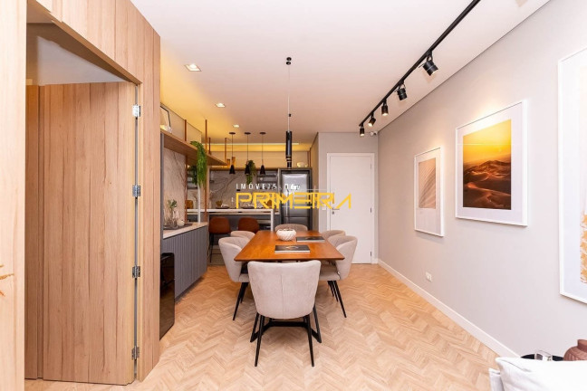 Imagem Apartamento com 2 Quartos à Venda,  em Bigorrilho - Curitiba