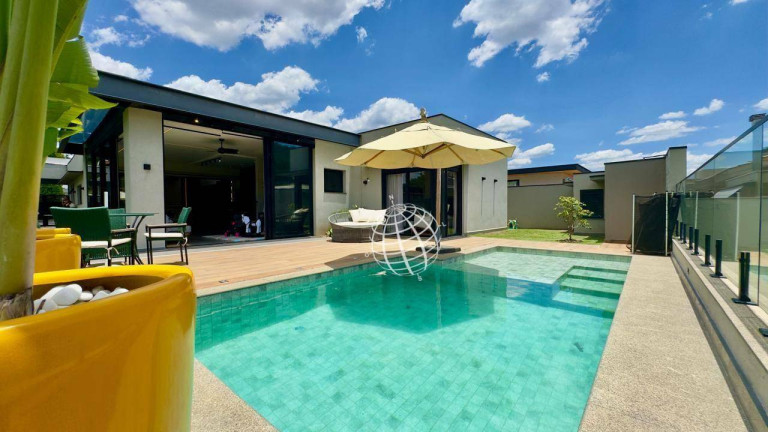 Casa com 3 Quartos à Venda, 284 m² em Condomínio Granville - Atibaia