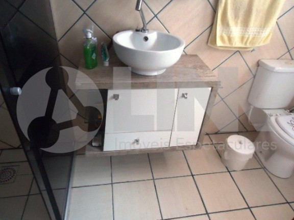 Imagem Casa com 3 Quartos à Venda, 200 m² em Jardim Itu - Porto Alegre Imagem Casa com 3 Quartos à Venda, 200 m² em Jardim Itu - Porto Alegre