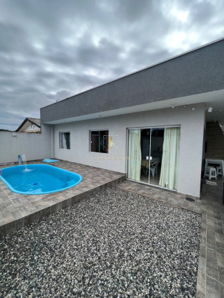 Imagem Casa com 3 Quartos para Temporada, 80 m² em Balneário Nereidas - Guaratuba