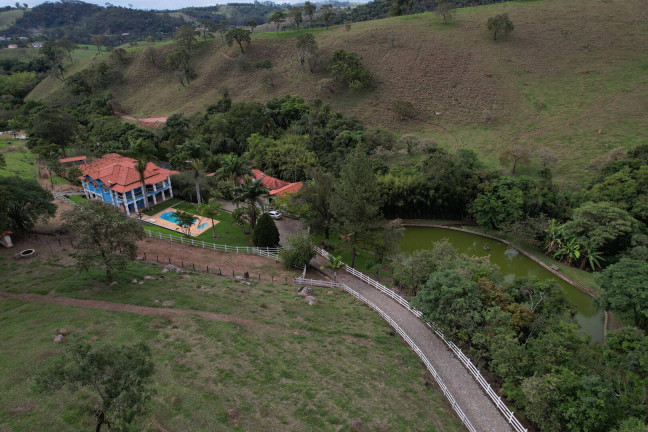 Imagem Fazenda à Venda, 23 m² em Zona Rural - Itaguara