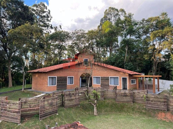Casa com 3 Quartos para Alugar, 125 m² em Chácara Santa Lúcia - Carapicuíba