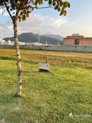 Imagem Terreno à Venda, 360 m² em Deltaville - Biguaçu Imagem Terreno à Venda, 360 m² em Deltaville - Biguaçu