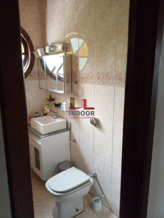 Imagem Casa com 3 Quartos à Venda, 198 m² em Caraguatá - Mairiporã Imagem Casa com 3 Quartos à Venda, 198 m² em Caraguatá - Mairiporã