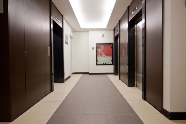 Imagem Sala Comercial à Venda, 212 m² em Batel - Curitiba Imagem Sala Comercial à Venda, 212 m² em Batel - Curitiba