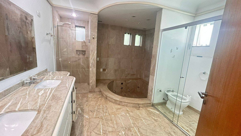 Imagem Casa com 4 Quartos à Venda, 481 m² em Alphaville - Santana De Parnaíba Imagem Casa com 4 Quartos à Venda, 481 m² em Alphaville - Santana De Parnaíba