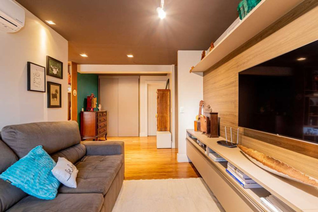 Imagem Apartamento com 3 Quartos à Venda, 199 m² em Jardim Do Salso - Porto Alegre Imagem Apartamento com 3 Quartos à Venda, 199 m² em Jardim Do Salso - Porto Alegre