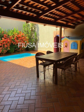 Imagem Casa com 3 Quartos à Venda,  em Jardim Piratininga - Ribeirão Preto