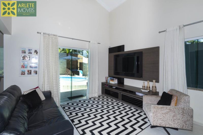 Imagem Casa com 3 Quartos para Alugar ou Temporada, 150 m² em Centro - Bombinhas Imagem Casa com 3 Quartos para Alugar ou Temporada, 150 m² em Centro - Bombinhas