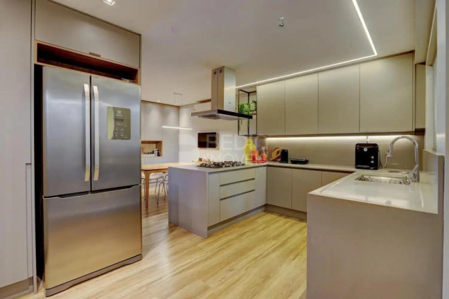 Imagem Apartamento com 4 Quartos à Venda, 288 m² em Centro - Balneário Camboriú Imagem Apartamento com 4 Quartos à Venda, 288 m² em Centro - Balneário Camboriú