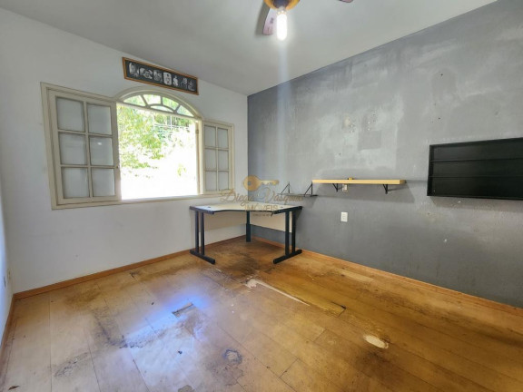 Imagem Casa com 6 Quartos à Venda, 280 m² em Parque Do Imbui - Teresópolis