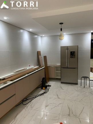 Imagem Imóvel com 4 Quartos à Venda, 320 m² em Condomínio Jardim Guarujá - Salto Imagem Imóvel com 4 Quartos à Venda, 320 m² em Condomínio Jardim Guarujá - Salto