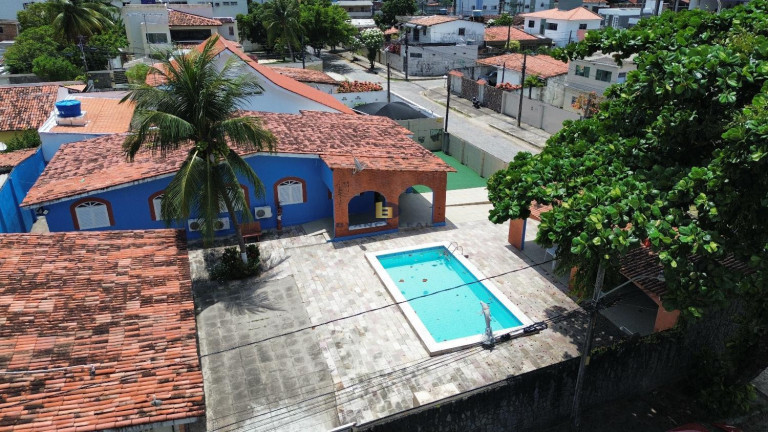 Imagem Casa com 4 Quartos à Venda, 351 m² em Cordeiro - Recife