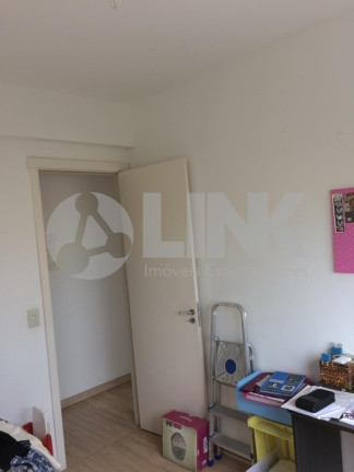 Imagem Apartamento com 3 Quartos à Venda, 65 m² em Santo Antônio - Porto Alegre Imagem Apartamento com 3 Quartos à Venda, 65 m² em Santo Antônio - Porto Alegre