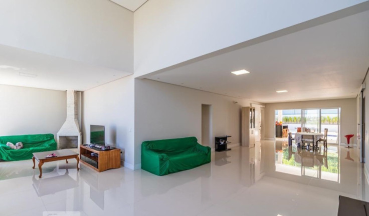 Casa com 6 Quartos à Venda, 550 m² em Tamboré - Barueri