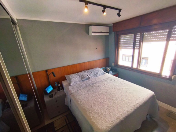 Imagem Imóvel com 4 Quartos à Venda,  em Jardim Lindóia - Porto Alegre