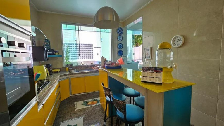 Imagem Casa com 4 Quartos à Venda, 214 m² em Taquara - Rio De Janeiro