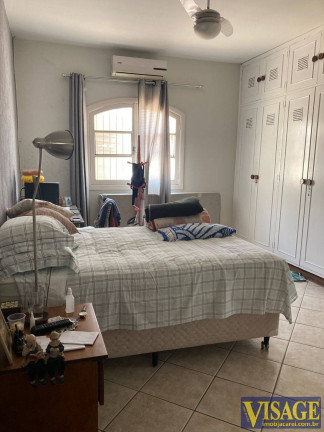 Imagem Casa com 3 Quartos à Venda, em Jd. Siesta - Jacareí Imagem Casa com 3 Quartos à Venda, em Jd. Siesta - Jacareí