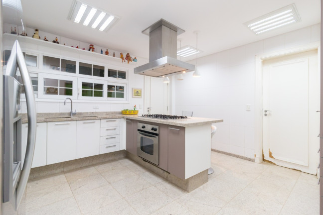 Imagem Casa de Condomínio com 5 Quartos à Venda, 520 m² em Campo Comprido - Curitiba Imagem Casa de Condomínio com 5 Quartos à Venda, 520 m² em Campo Comprido - Curitiba