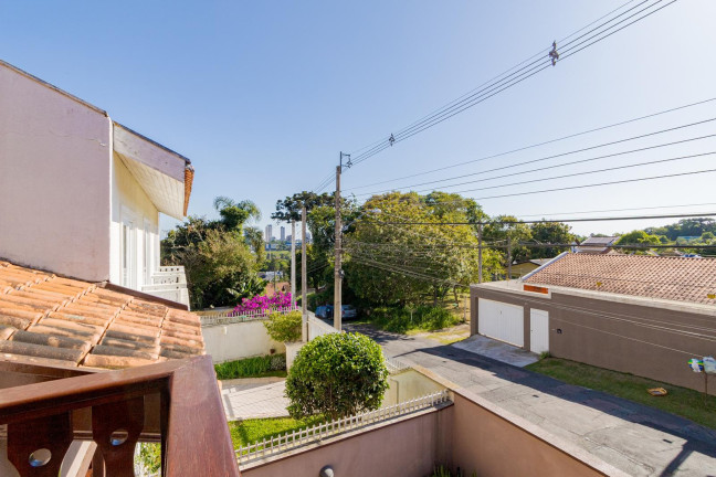 Imagem Casa com 3 Quartos à Venda, 129 m² em Santo Inácio - Curitiba Imagem Casa com 3 Quartos à Venda, 129 m² em Santo Inácio - Curitiba