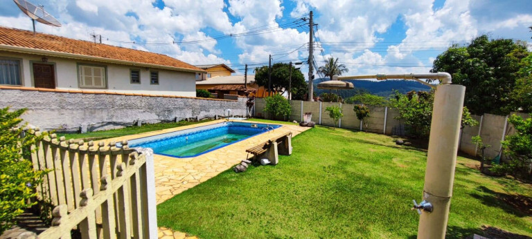 Imagem Casa com 4 Quartos à Venda, 970 m² em Jardim Centenário - Atibaia