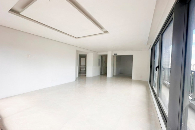 Imagem Apartamento com 3 Quartos à Venda, 117 m² em Petrópolis - Porto Alegre