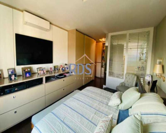 Imagem Apartamento com 3 Quartos à Venda, 251 m² em Campo Belo - São Paulo Imagem Apartamento com 3 Quartos à Venda, 251 m² em Campo Belo - São Paulo