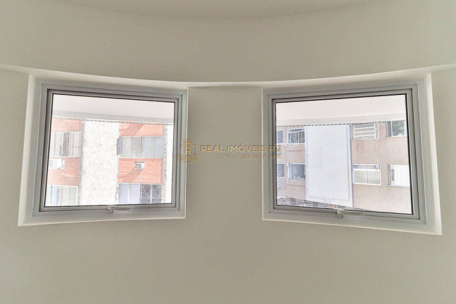 Imagem Apartamento com 4 Quartos à Venda, 179 m² em Lagoa - Rio De Janeiro Imagem Apartamento com 4 Quartos à Venda, 179 m² em Lagoa - Rio De Janeiro