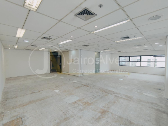 Imóvel Comercial para Alugar, 100 m² em Itaim Bibi - São Paulo