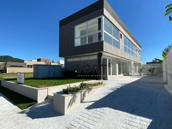 Imagem Casa de Condomínio com 4 Quartos à Venda, 233 m² em Santa Regina - Balneário Camboriú