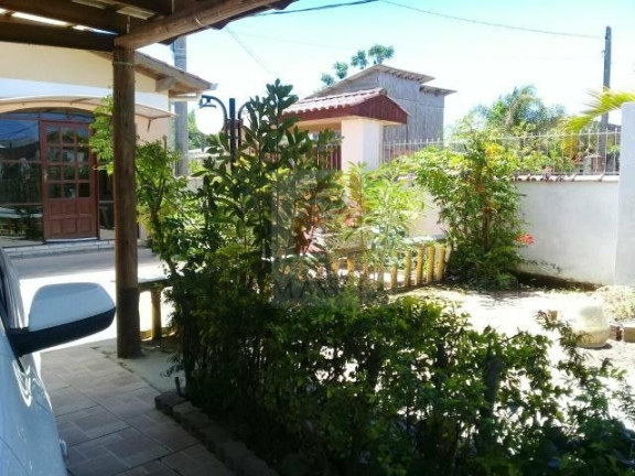 Imagem Casa com 2 Quartos à Venda, 150 m² em Ponta Grossa - Porto Alegre