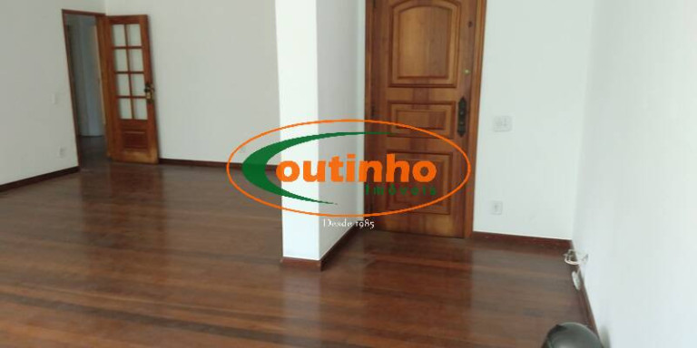 Imagem Apartamento com 4 Quartos à Venda, 125 m² em Tijuca - Rio De Janeiro Imagem Apartamento com 4 Quartos à Venda, 125 m² em Tijuca - Rio De Janeiro