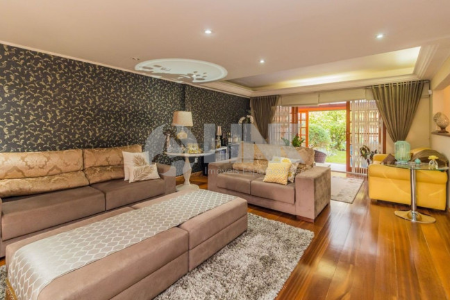 Imagem Casa com 4 Quartos à Venda, 422 m² em Jardim Itu - Porto Alegre