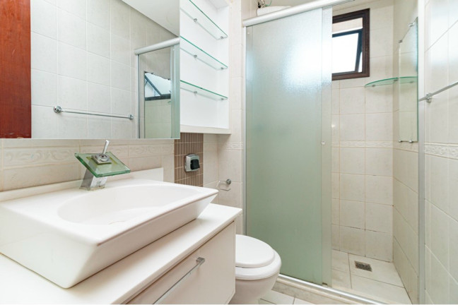 Imagem Apartamento com 2 Quartos à Venda, 62 m² em Passo Da Areia - Porto Alegre