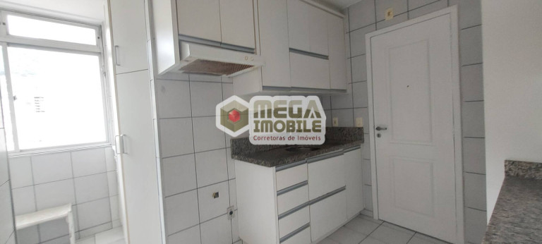 Imagem Apartamento com 3 Quartos à Venda, 80 m² em Centro - Florianópolis Imagem Apartamento com 3 Quartos à Venda, 80 m² em Centro - Florianópolis