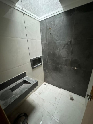 Imagem Casa com 3 Quartos à Venda, 70 m² em Parque Tarumã - Maringa