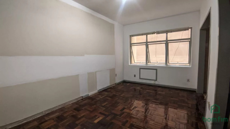 Imagem Apartamento com 1 Quarto à Venda, 46 m² em Centro Histórico - Porto Alegre Imagem Apartamento com 1 Quarto à Venda, 46 m² em Centro Histórico - Porto Alegre