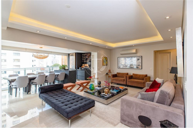 Imagem Apartamento com 3 Quartos à Venda, 187 m² em Moema - São Paulo