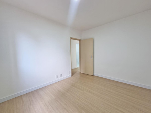 Imagem Apartamento com 2 Quartos à Venda, 46 m² em Guilhermina - Praia Grande Imagem Apartamento com 2 Quartos à Venda, 46 m² em Guilhermina - Praia Grande